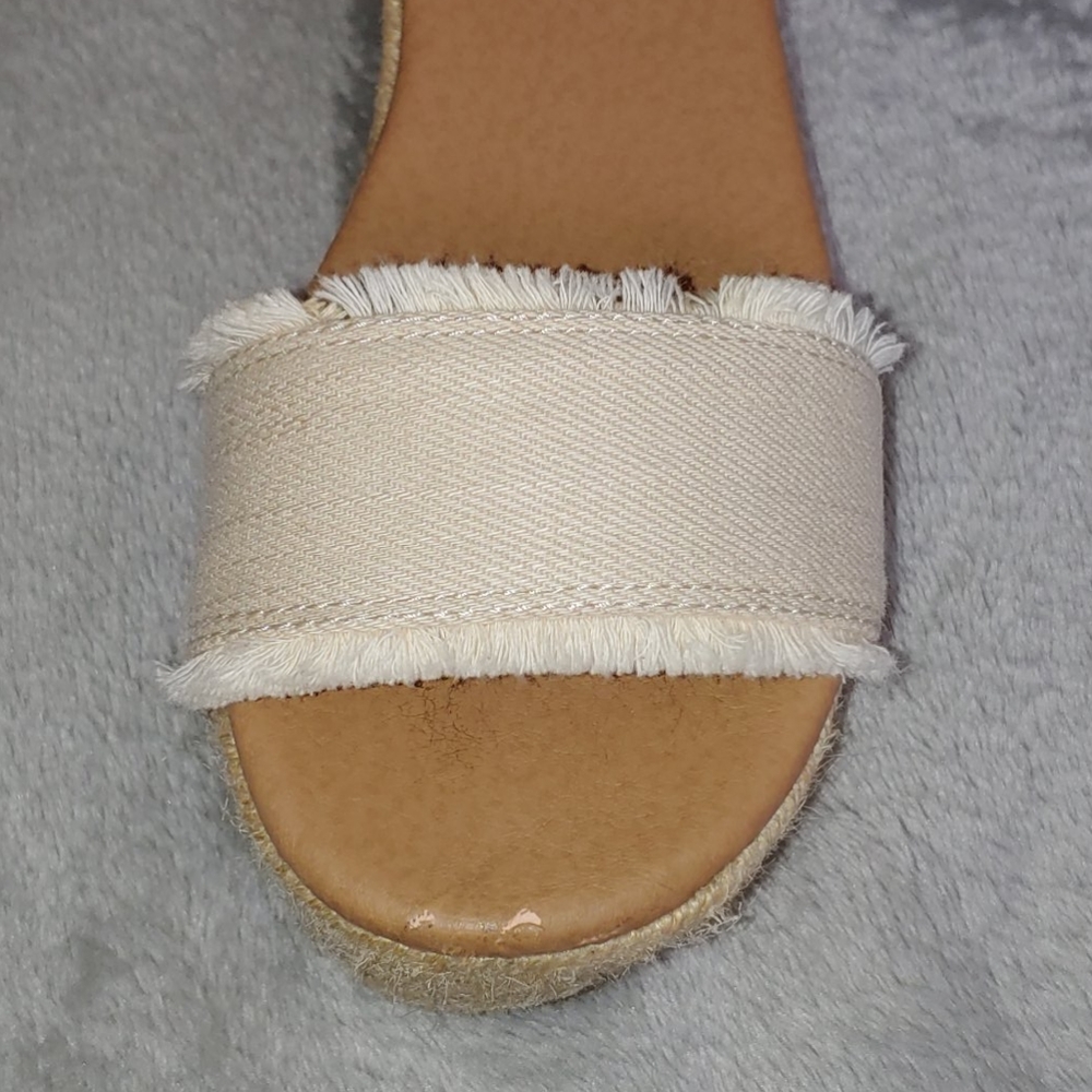 Platform sandals - Picture 5 of 5